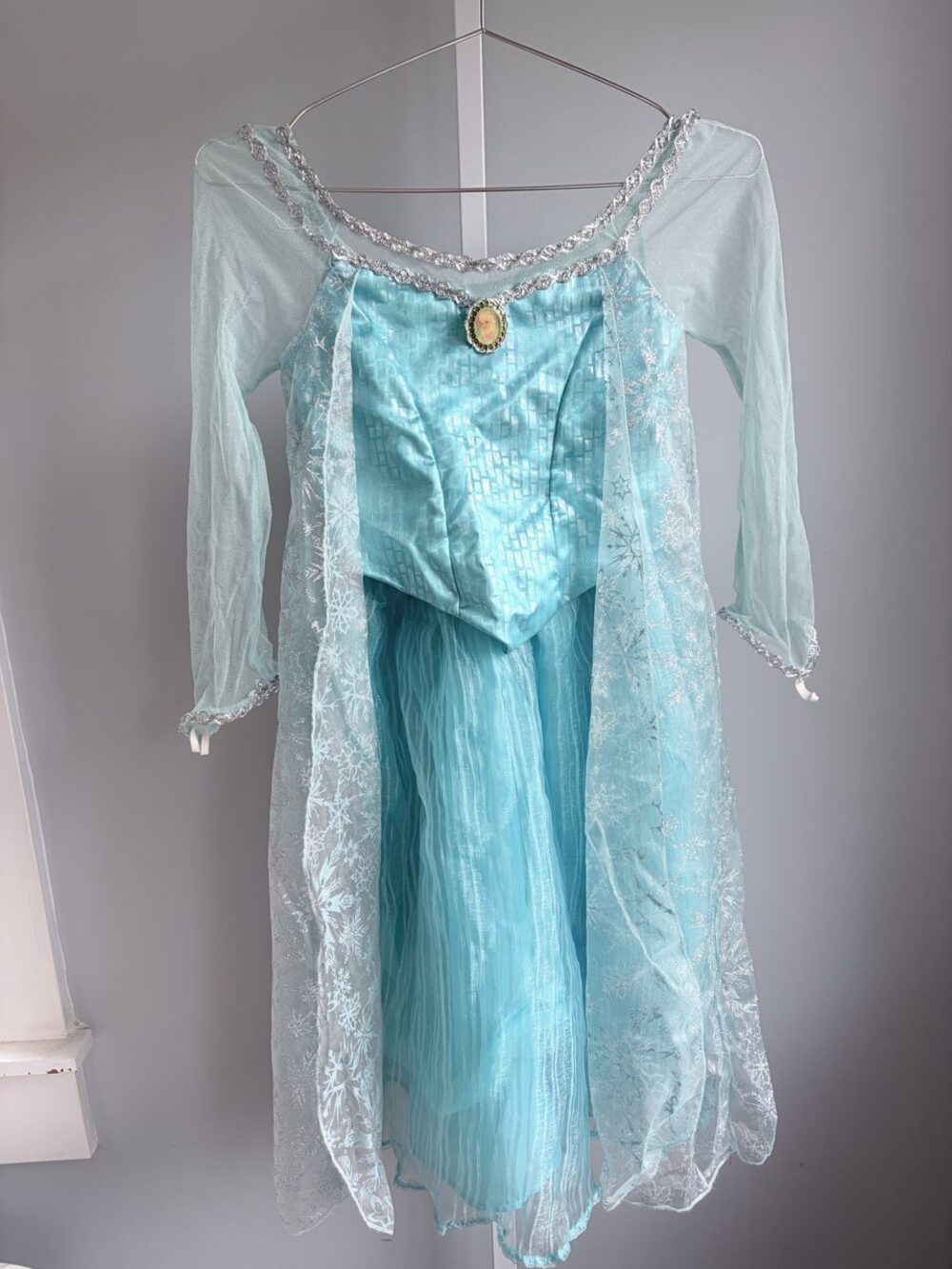 Disney Parks Frozen Elsa Costume Dress Snowflake Cape Girls M 7/8